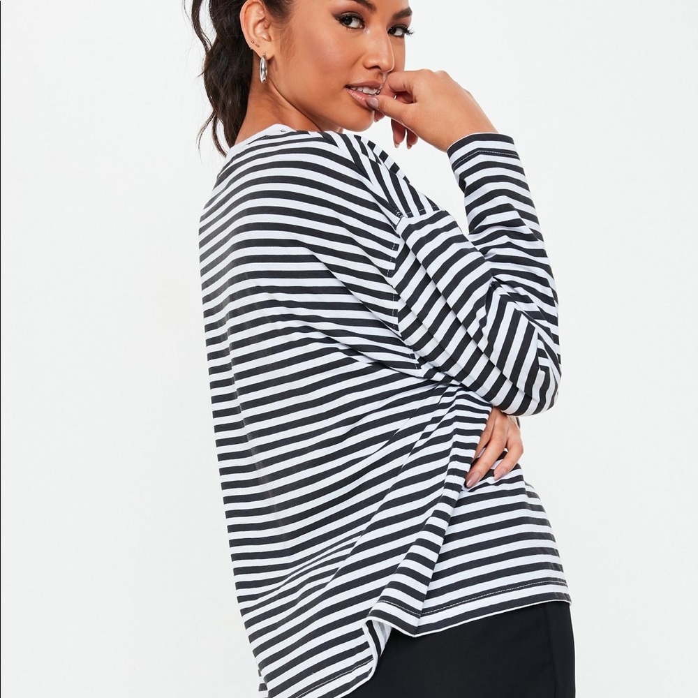 Black Striped Drop Sleeve Long Sleeve T. - Picture 5 of 5